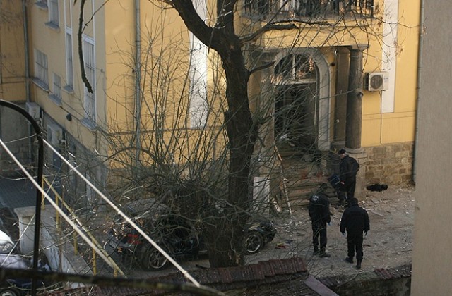 Брюксел иска разследване на бомбата пред „Галерия”