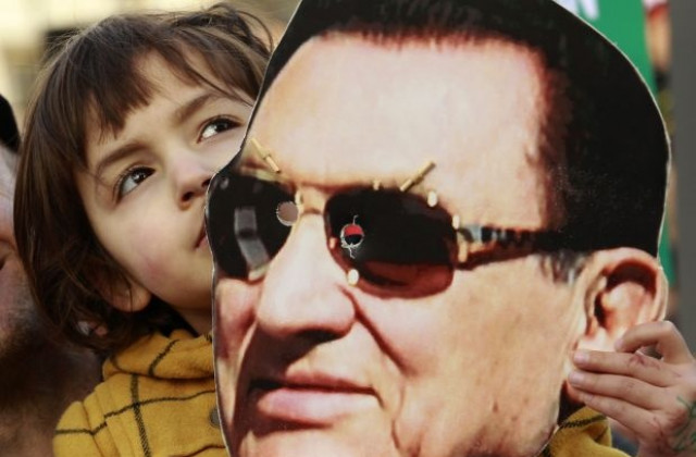 Мубарак е успял да прехвърли богатството си на сигурно място