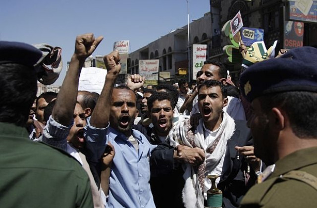 Сблъсъци в Йемен, полицията не може да възстанови реда