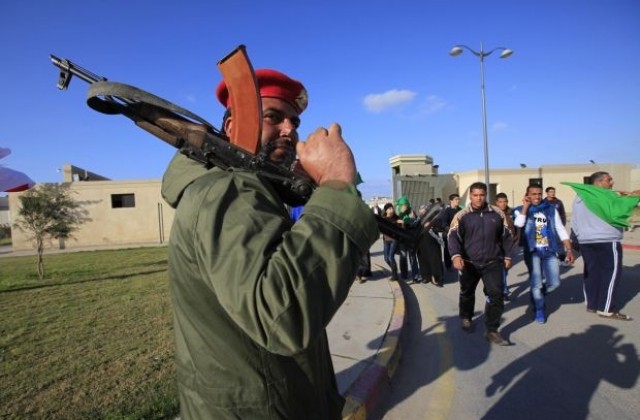 Предупредиха медиите да не пращат журналисти в Либия