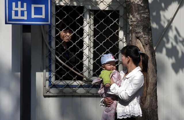 Китайските власти отвличали бебета и ги продавали в чужбина