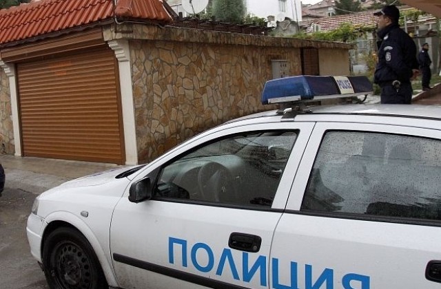 Спипаха крадени поршета и беемвета в автоморга в Каменар