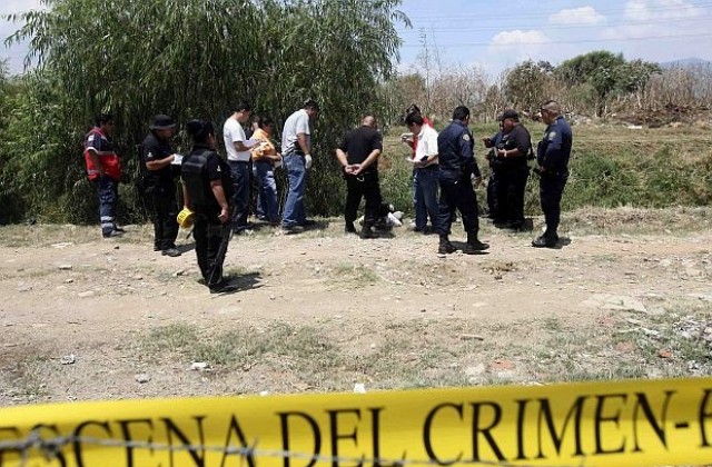 В Мексико убиха журналист и семейството му