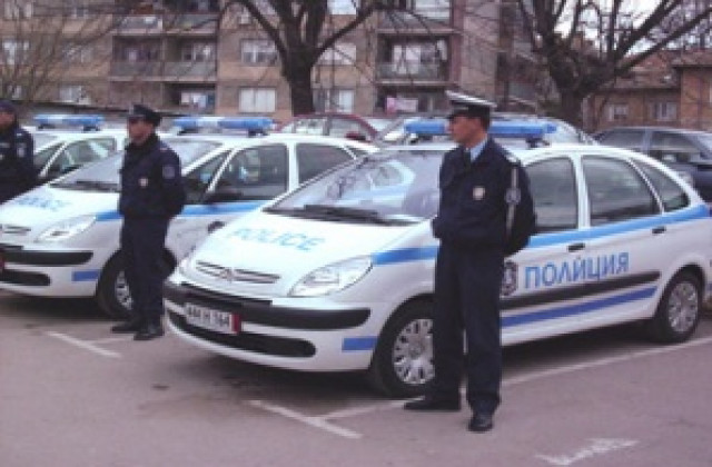 Румънски полицаи патрулират в Албена и Златни пясъци