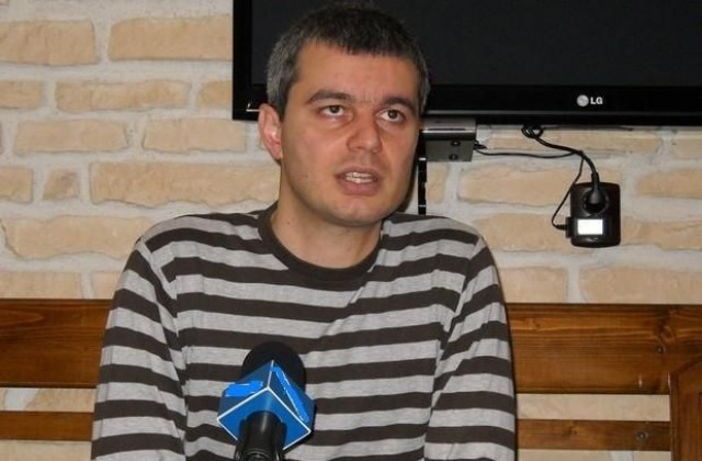Нова коалиция издига Костадин Костадинов за кандидат-кмет