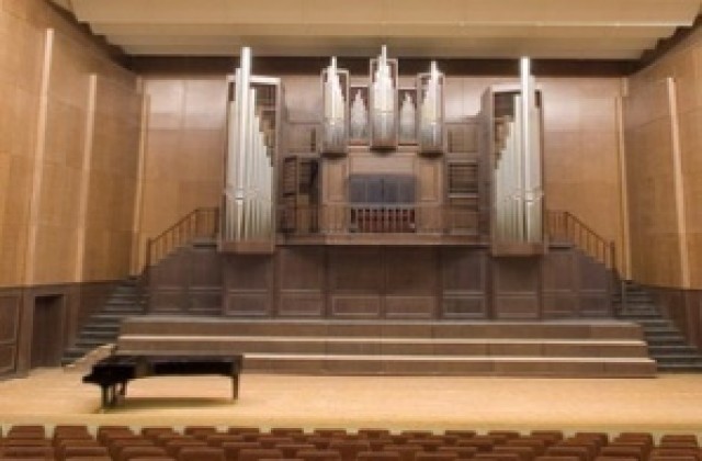 Изпълнения на орган и пиано ще звучат в зала Добрич