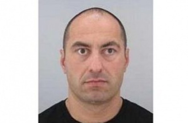 Владимир Пелов е обвинен за грабеж, опит за убийство на полицаи и отвличане