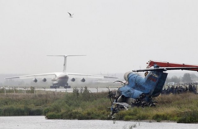 Грешка на блондинката причинила катастрофата на Як-42 край Ярославъл