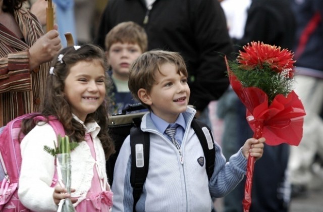 2750 първокласници тръгват на училище във Варна