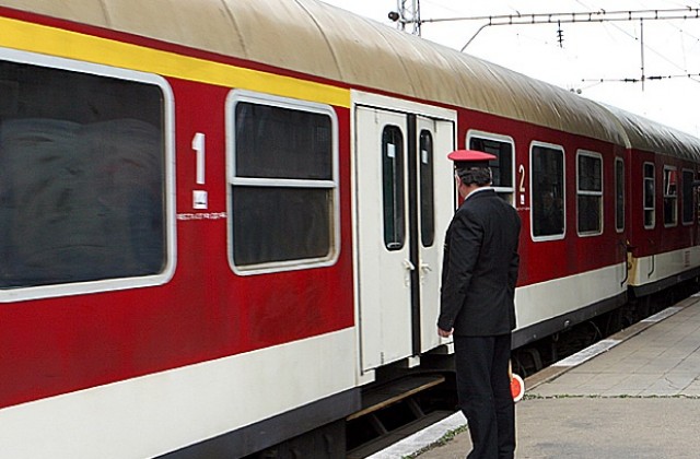Промени в разписанието на бърз влак заради ремонт между Черниче и Кресна