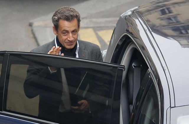 Саркози посети два пъти родилното, за да види Джулия