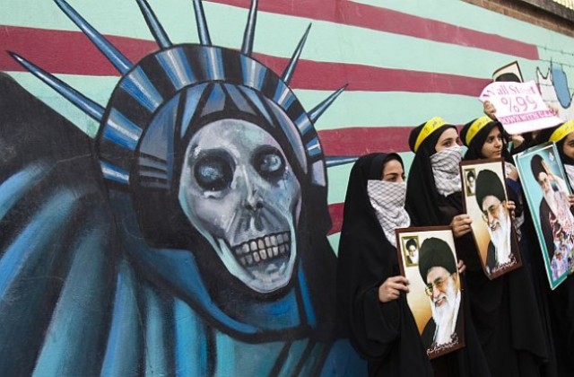 Иран обяви, че ще покаже документи, които уличават САЩ в тероризъм