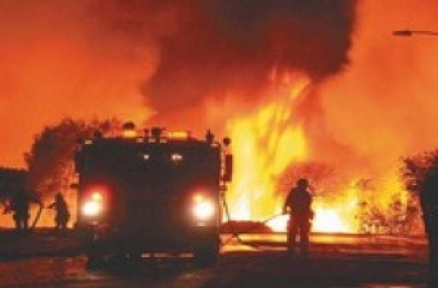 Пожарите в кюстендилско убиха 5- ма души, увеличават се