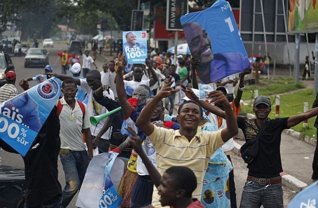 Етиен Чисекеди отхвърли изборните резултати и се обяви за президент на ДР Конго