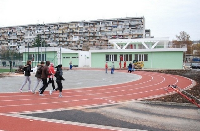 Откриват спортен комплекс Славейков