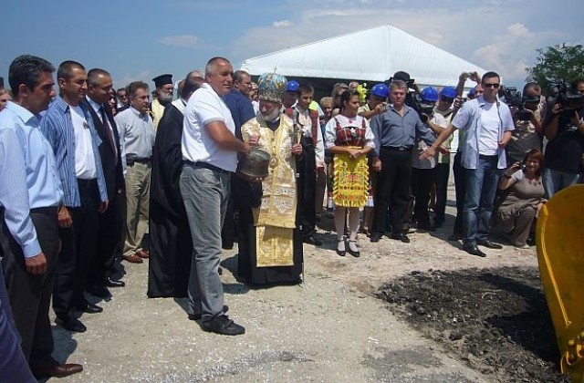 Премиер и министри инспектират строителството на Лот I от  „Марица