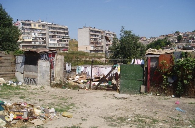 Роми искат разследване от ЕС на събитията в Катуница