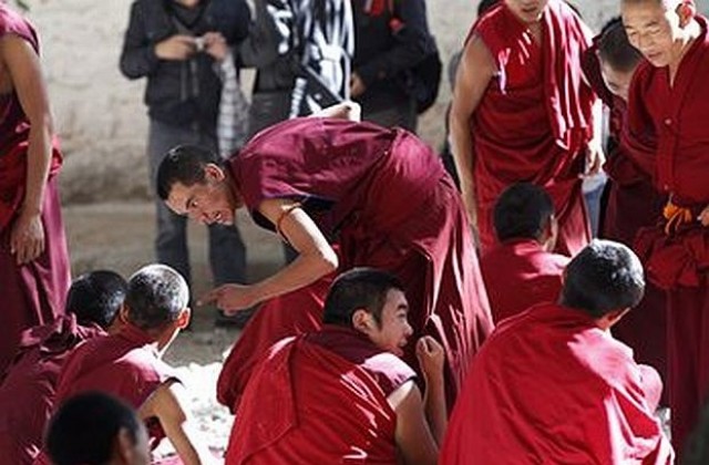 6 жертви на репресиите на китайските власти срещу протестиращи тибетци