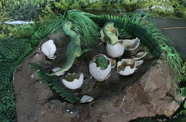 Учени откриха най-древното гнездо на динозаври