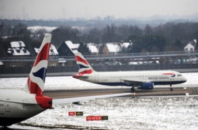 Отменят полети от Хийтроу заради очаквани снеговалежи