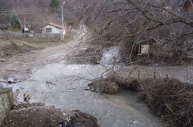 Близо 40 литра на квадратен метър е падналият дъжд в Сливенска община
