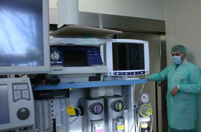 12 болници в страната ще получат нова апаратура за лечение на рак
