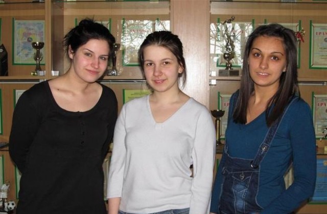Ученици от СОУ Иван Вазов участват в национален конкурс на Асоциация Анимус