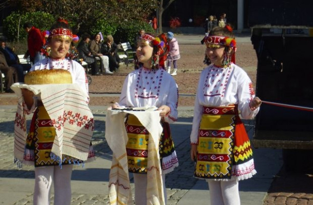 Деца от цялата страна се събират на фолклорен конкурс в Русе