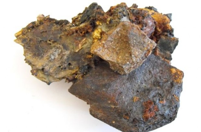 Метеорит се приземи в Струмяни