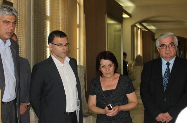 Министър Дянков беше на работно посещение в Плевен