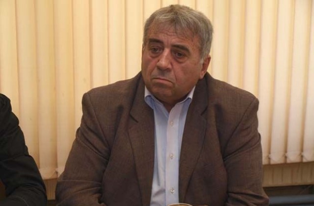 Съветник на Първанов се отрече от бившия си работодател