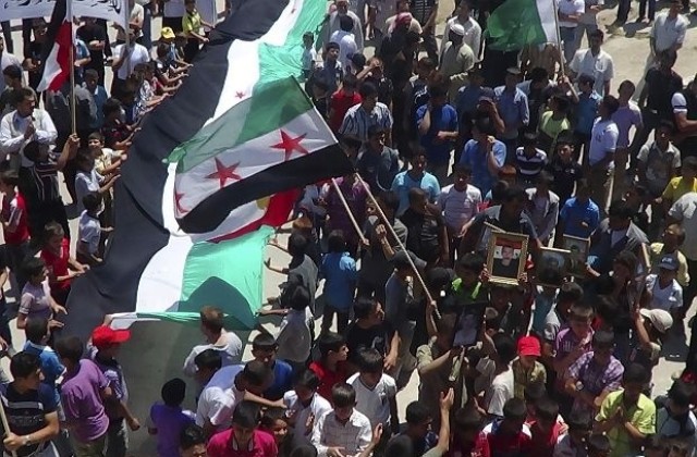 Сирийци спряха обиколка на наблюдателите на ООН към град Хафа