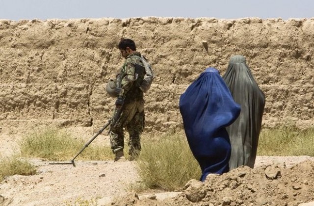 Жена екзекутирана от талибани. Местни авганистанци се заричат в отмъщение