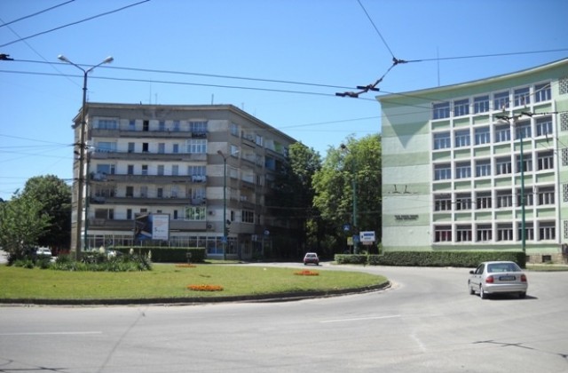 Четири средищни училища в Габровско