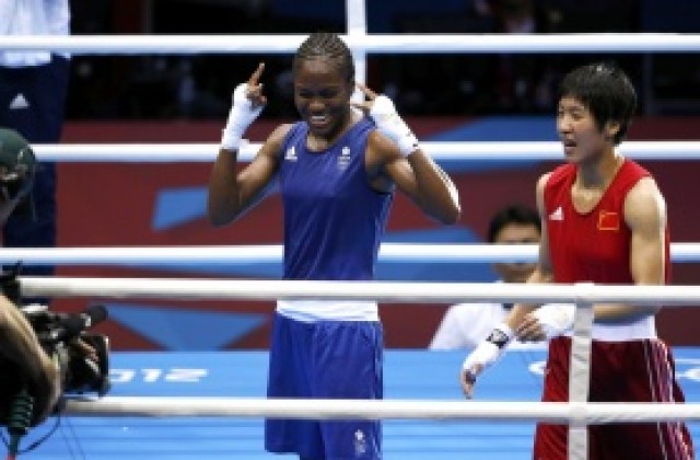 Британката, отстранила Стойка, стана първата олимпийска шампионска по бокс