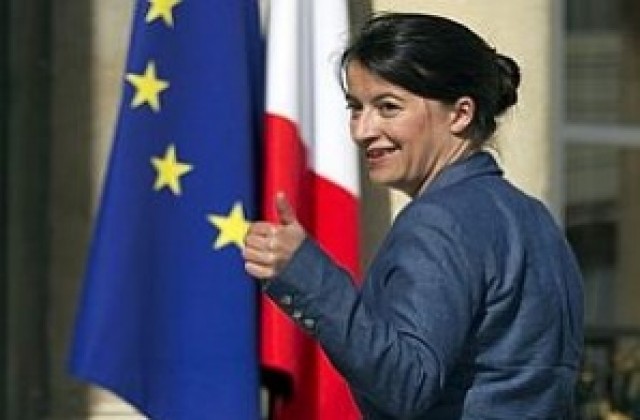 Френски министър се застъпи за ромите