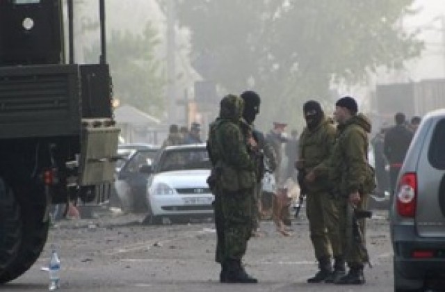 Осем ранени при стрелба в джамия в Дагестан, последвана от експлозия