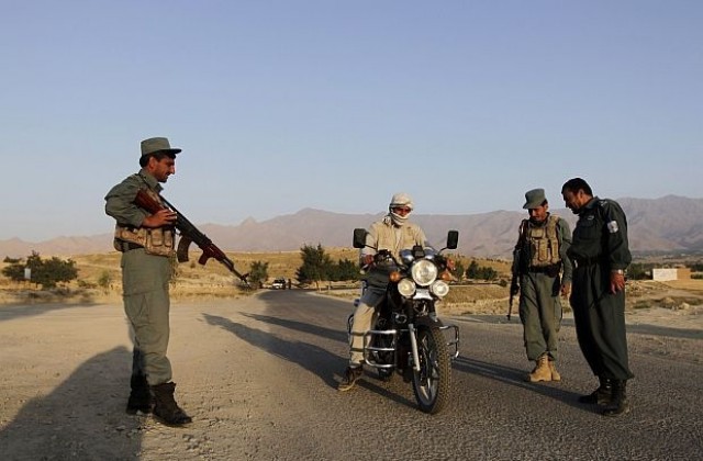 Талибани обезглавиха 17 души в Афганистан заради участие в празненство