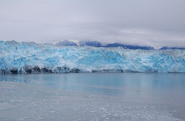 До рекорден минимум е намаляла площта на ледовете в Северния ледовит океан