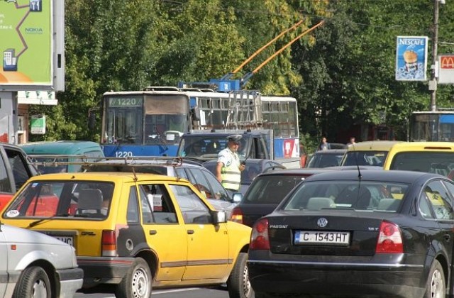 Шофьорите в София най-често превишават скоростта