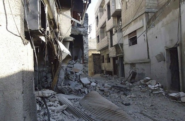 7 деца загинаха при бомбардировка в сирийския град Алепо
