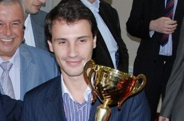 Чепаринов остави шах купата в България