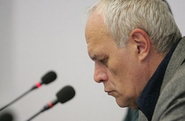 Борисов не се справя с пропагандната ситуация, смята социологът Андрей Райчев