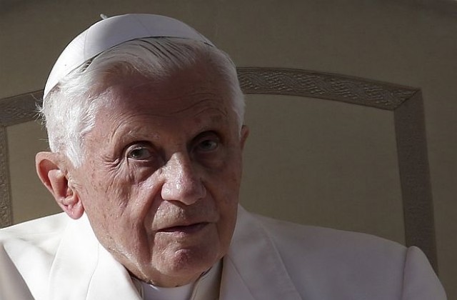 Папата ще има личен акаунт в Туитър