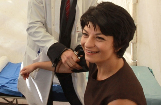 Здравният министър на визита в Кръвния център във Варна