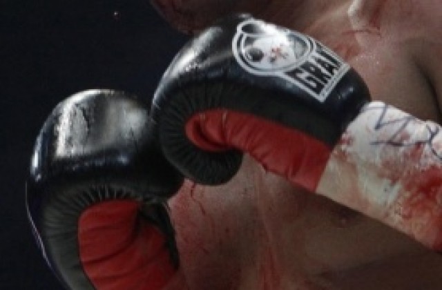 Бивш световен шампион по бокс е тежко ранен с куршум в главата