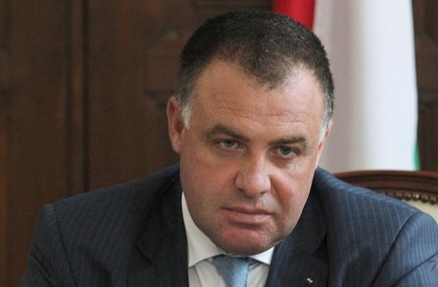 Министър Найденов в Несебър за скандала