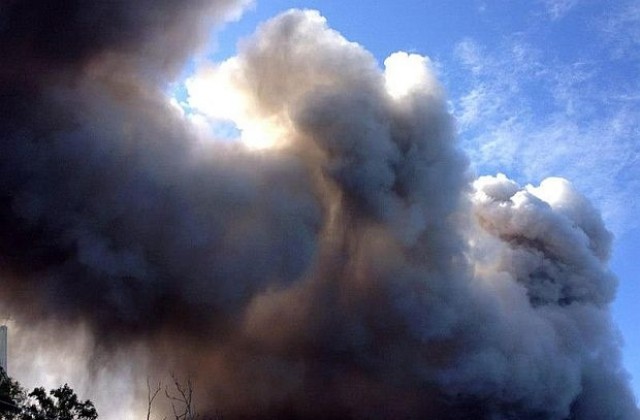 Три вулкана изригнаха едновременно в Камчатка