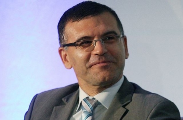 Дянков поиска оставката на Станишев, ако референдумът се провали
