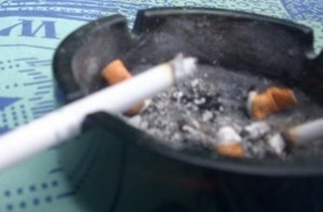 Петима наказани за пушене на обществени места